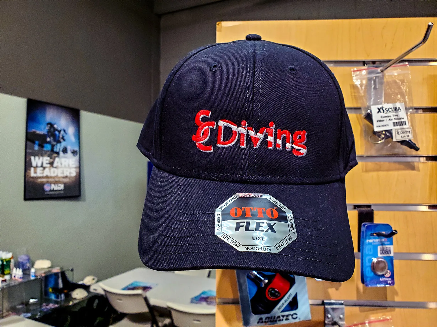 Embroidered SCDiving Logo - Black Otto Flex Hat