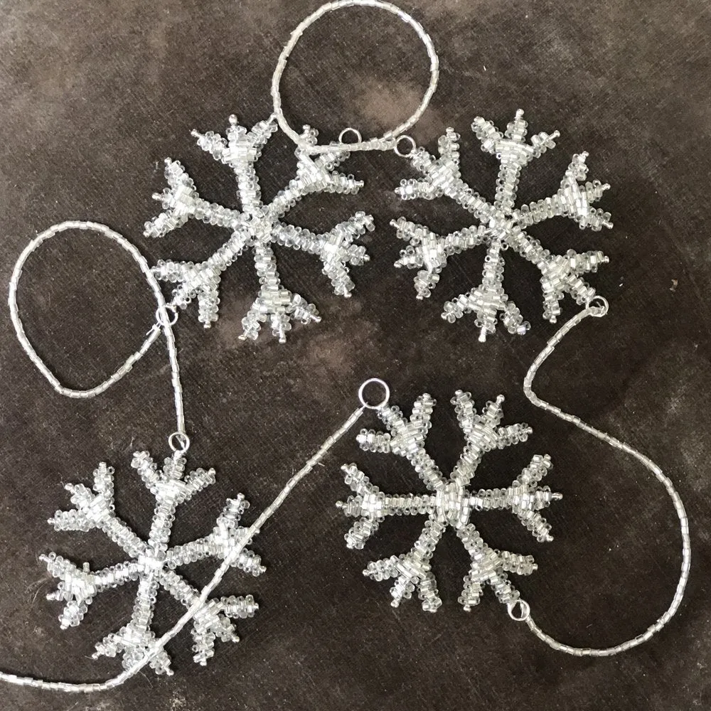 Silver Glass Beaded Snowflake Garland B