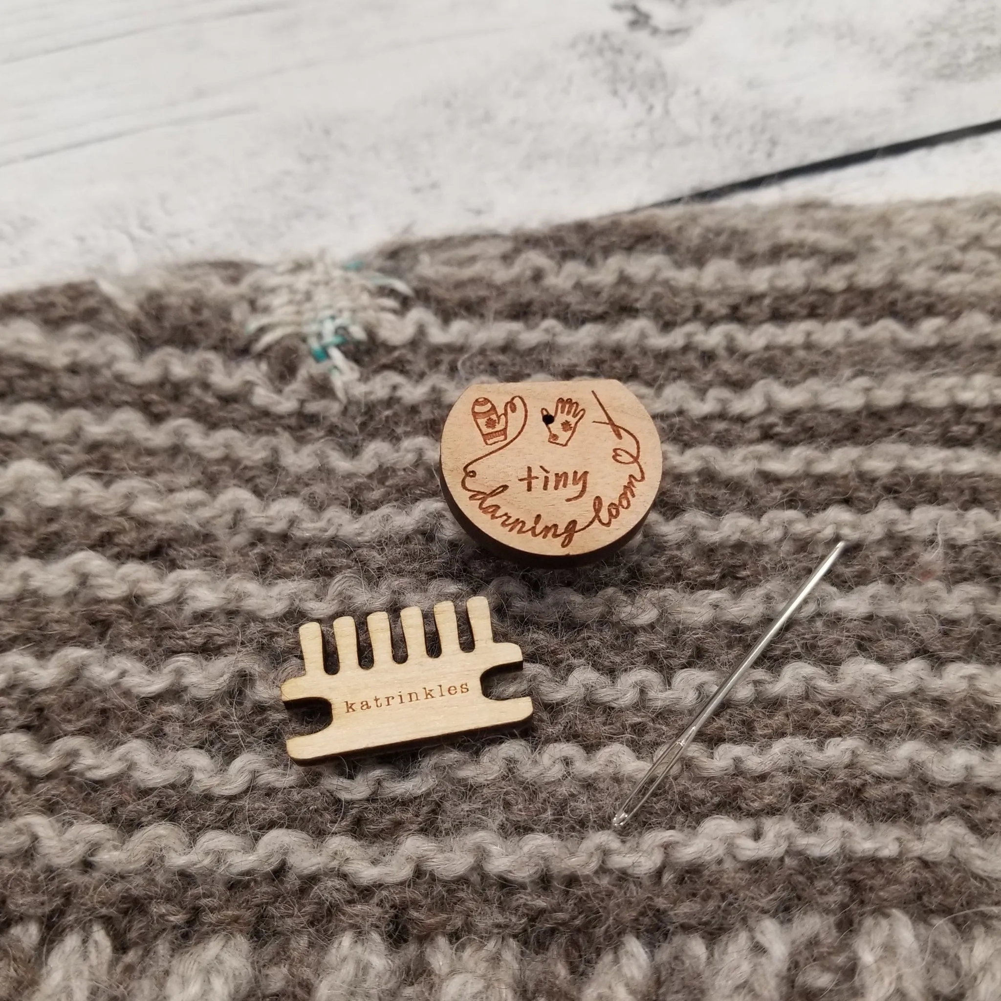 Tiny Darning & Mending Loom